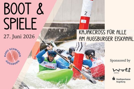 Kajakfahrer bei einem Rennen auf einer reißenden Strecke, Teil des Boot & Spiele 2026 Events in Augsburg.